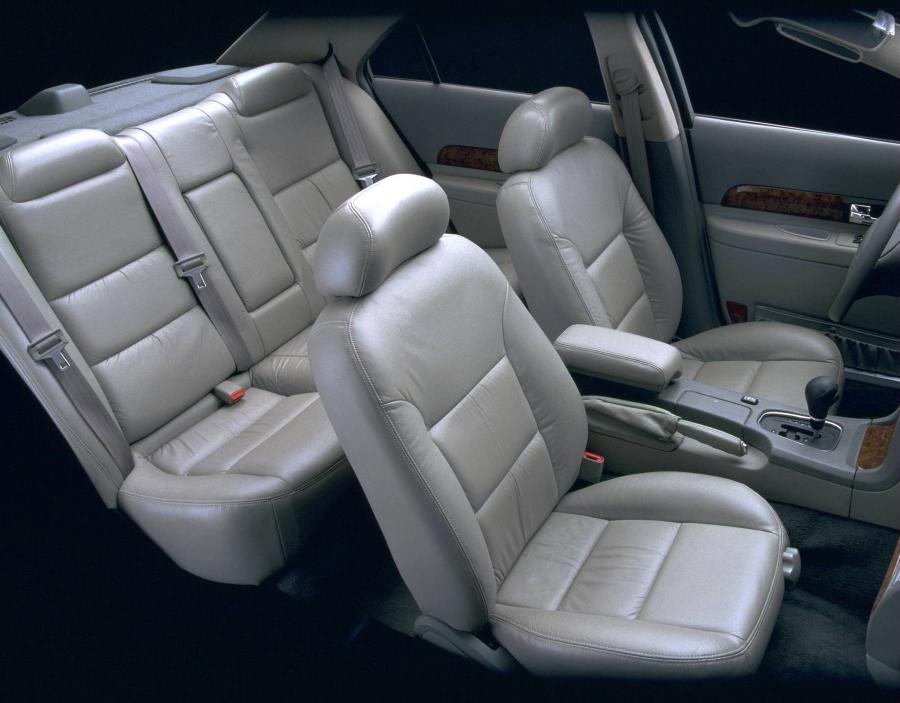  Lincoln LS 2000 года  (фото 7 из 57)